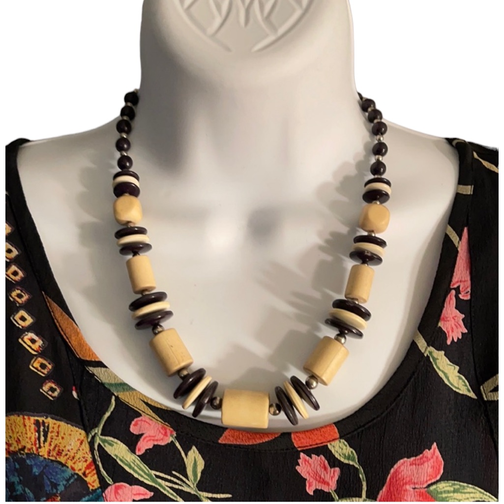 Handmade Beaded Necklace BlBl
